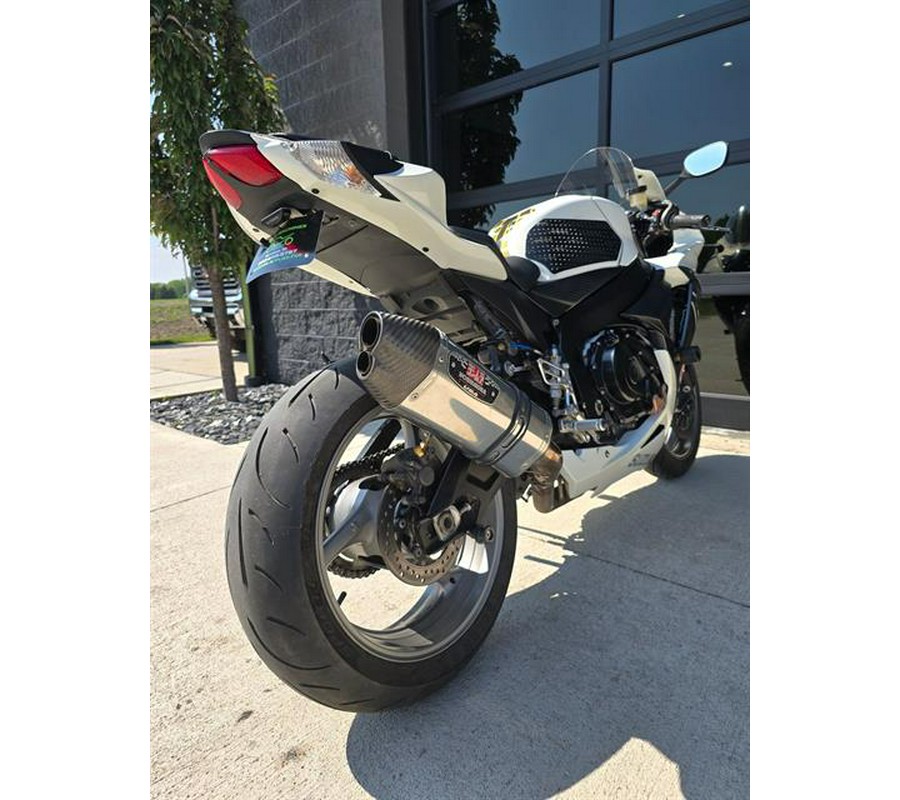 2011 Suzuki GSX-R600™