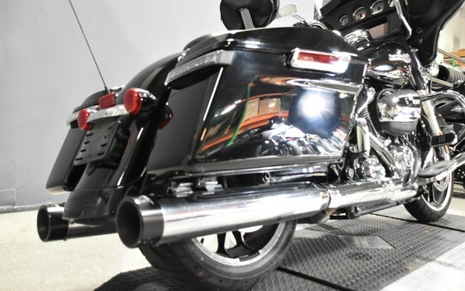 2022 Harley-Davidson Street Glide