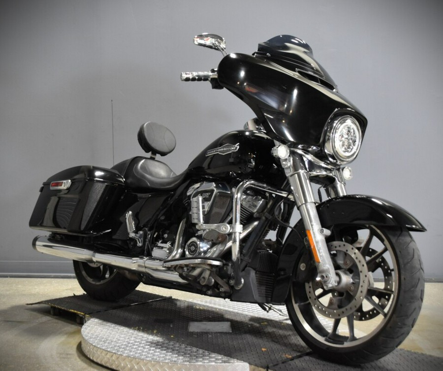 2022 Harley-Davidson Street Glide