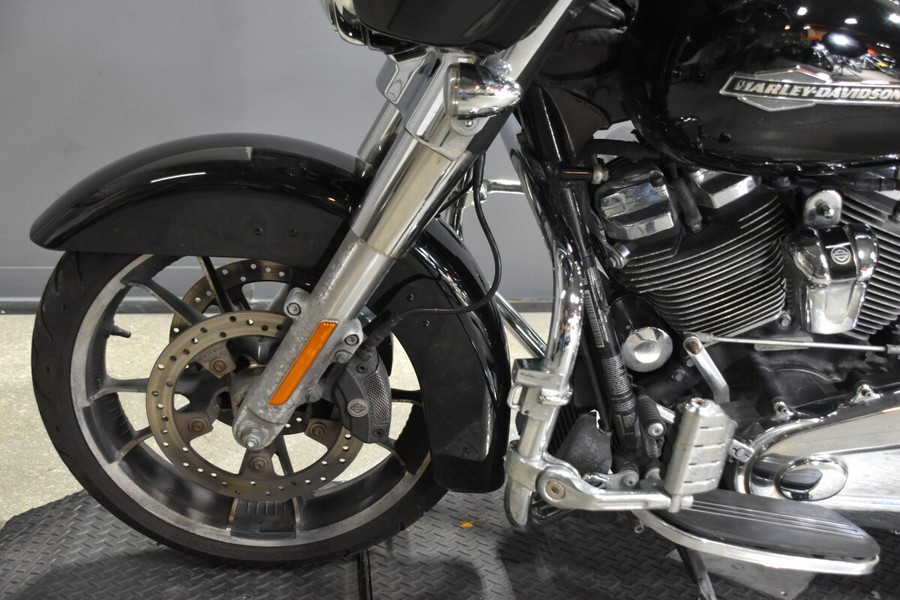 2022 Harley-Davidson Street Glide