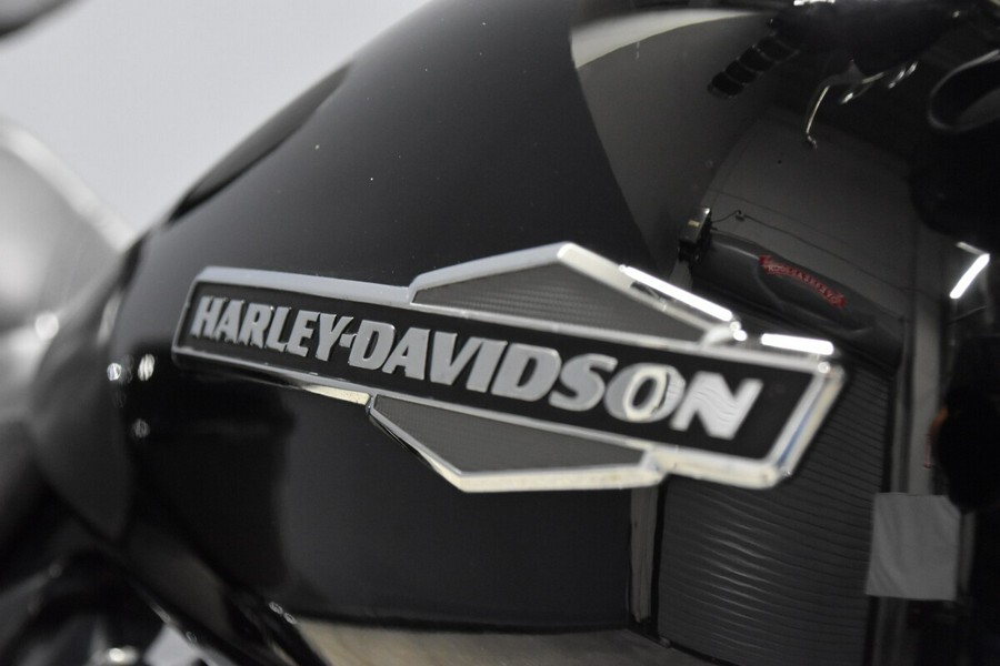 2022 Harley-Davidson Street Glide