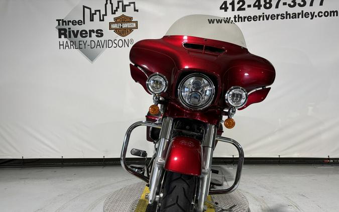 2016 Harley-Davidson® Street Glide® Special Velocity Red Sunglo