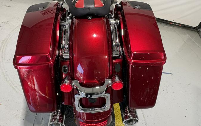 2016 Harley-Davidson® Street Glide® Special Velocity Red Sunglo