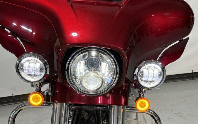 2016 Harley-Davidson® Street Glide® Special Velocity Red Sunglo