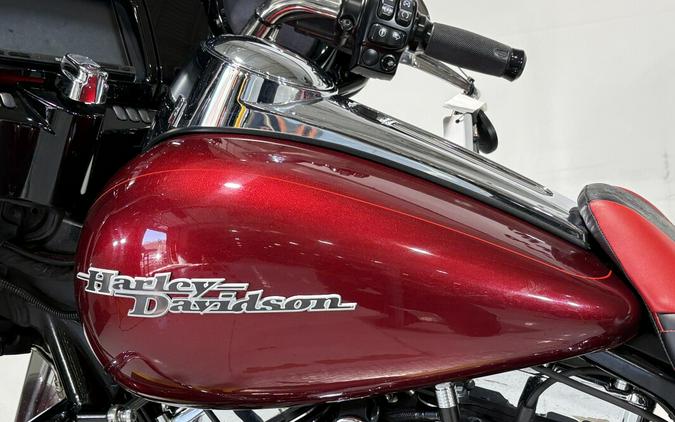 2016 Harley-Davidson® Street Glide® Special Velocity Red Sunglo