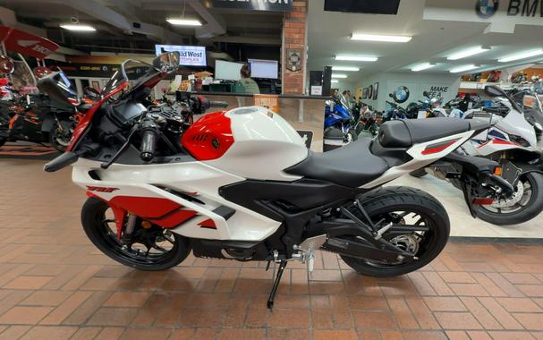 2026 Yamaha YZF-R3 ABS 70TH ANNIVERSARY EDITION