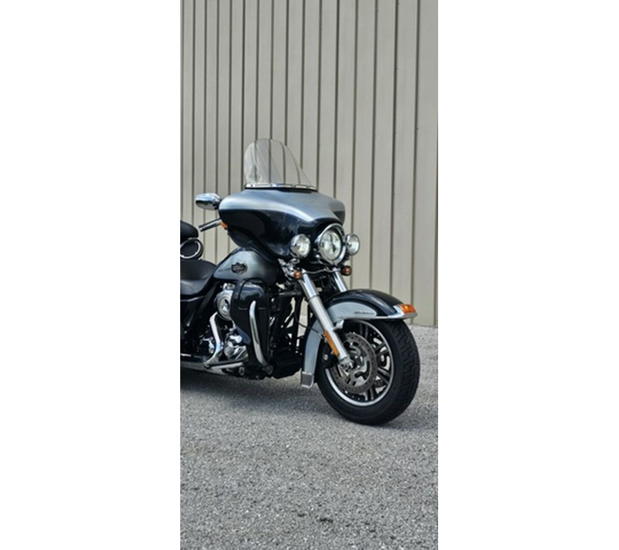2013 Harley-Davidson FLHTCUTG - Tri Glide Ultra Classic