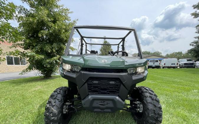 2023 Can-Am® Defender MAX HD7