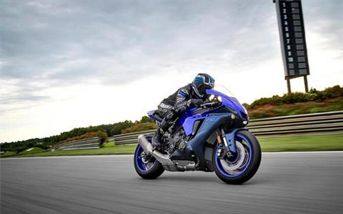 2023 Yamaha YZF-R1