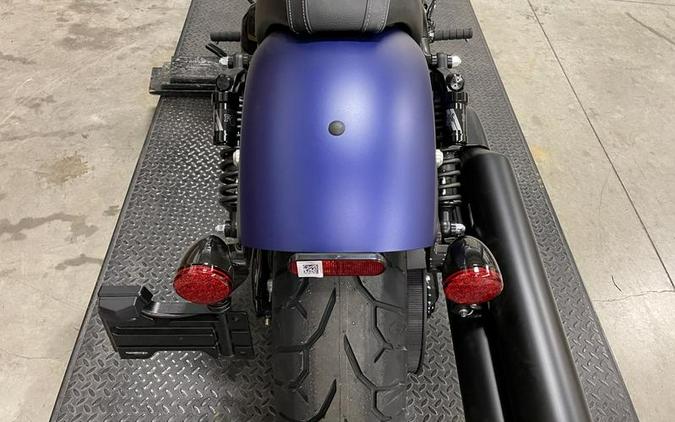 2023 Indian Motorcycle® Sport Chief Icon Spirit Blue Smoke