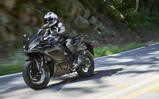 2025 Yamaha YZF R3 ABS