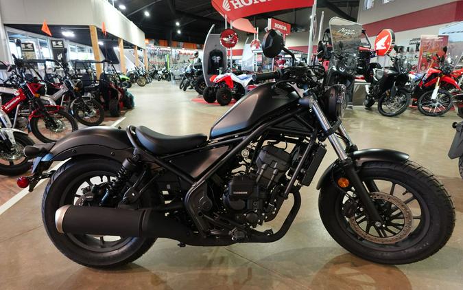 2026 Honda Rebel 300 E-Clutch