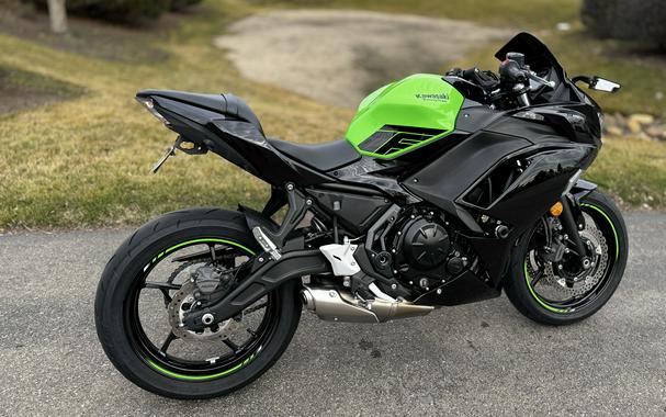 2024 Kawasaki Ninja® 650 KRT Edition ABS