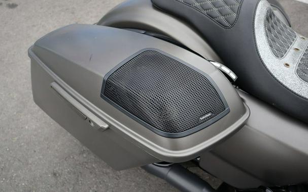 2018 Harley-Davidson FLHRXS - Road King Special