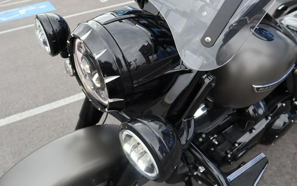 2018 Harley-Davidson FLHRXS - Road King Special