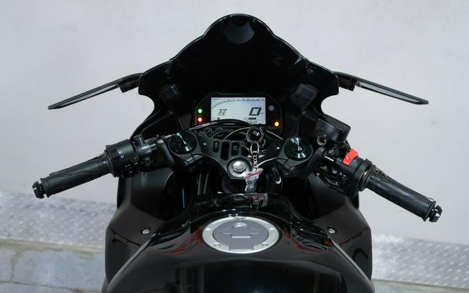 2022 Yamaha YZF-R3 ABS