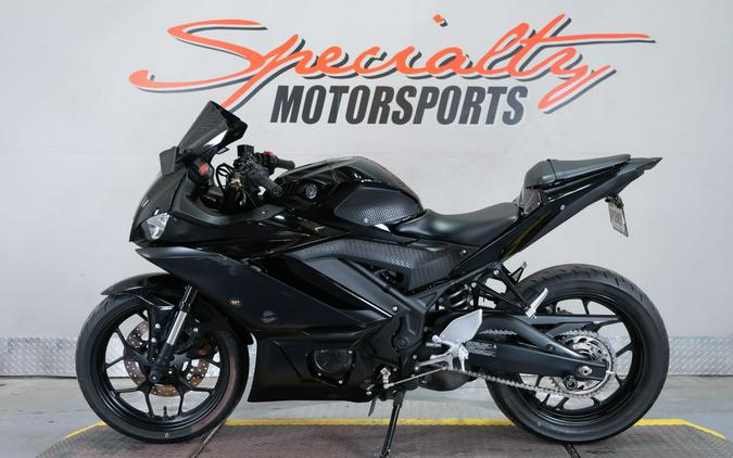 2022 Yamaha YZF-R3 ABS