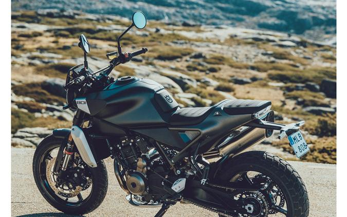 2025 Husqvarna Svartpilen 801