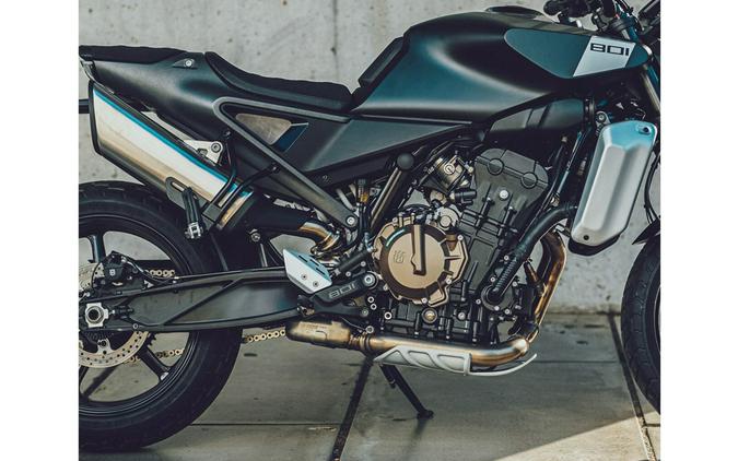 2025 Husqvarna Svartpilen 801