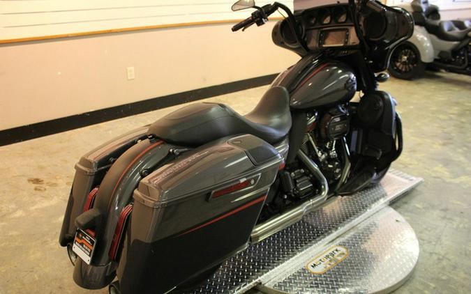 2018 Harley-Davidson FLHXSE - CVO Street Glide