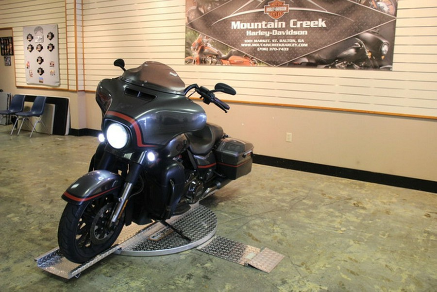 2018 Harley-Davidson FLHXSE - CVO Street Glide