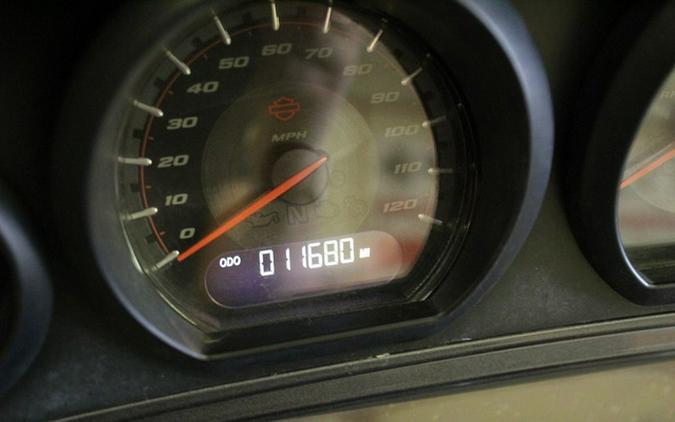 2018 Harley-Davidson FLHXSE - CVO Street Glide