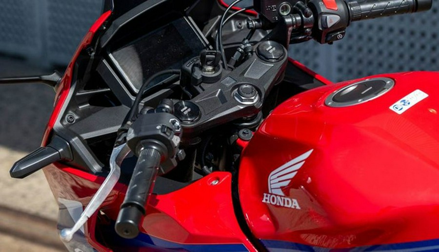 2025 Honda CBR500R