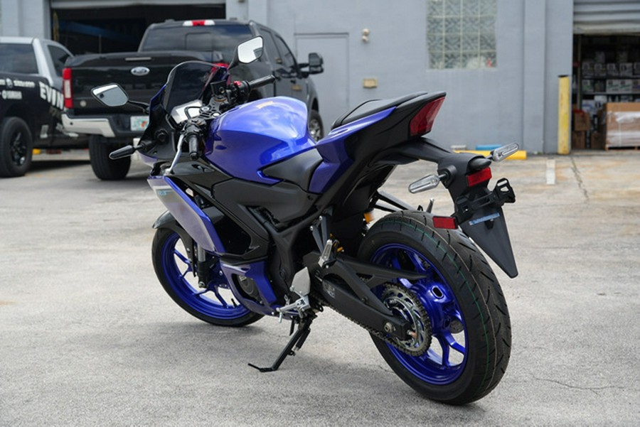2025 Yamaha YZF R3 ABS