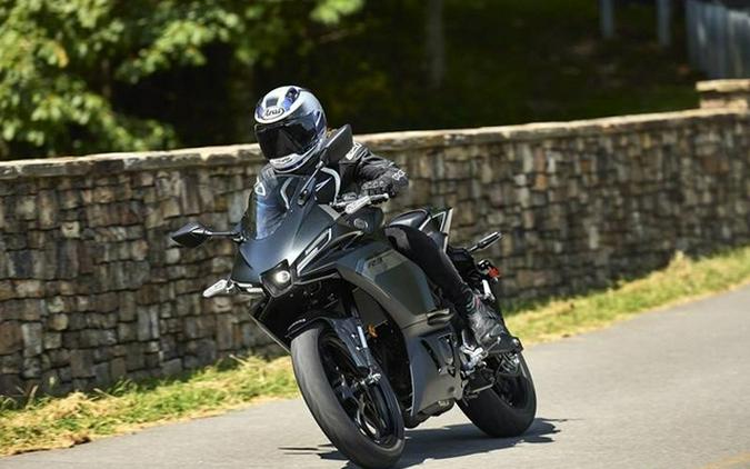 2025 Yamaha YZF R3 ABS