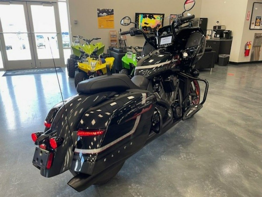 2024 Indian Motorcycle® Challenger Elite