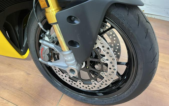2026 Ducati PANIGALE V2S GIALLO