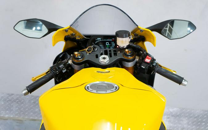 2016 Yamaha YZF-R1