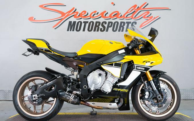 2016 Yamaha YZF-R1