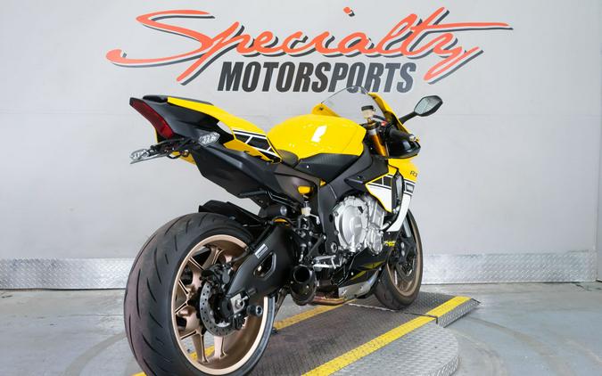 2016 Yamaha YZF-R1