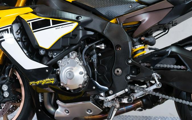 2016 Yamaha YZF-R1