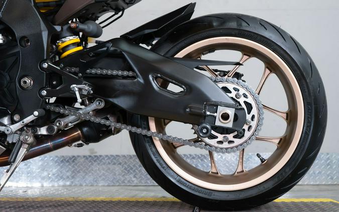 2016 Yamaha YZF-R1