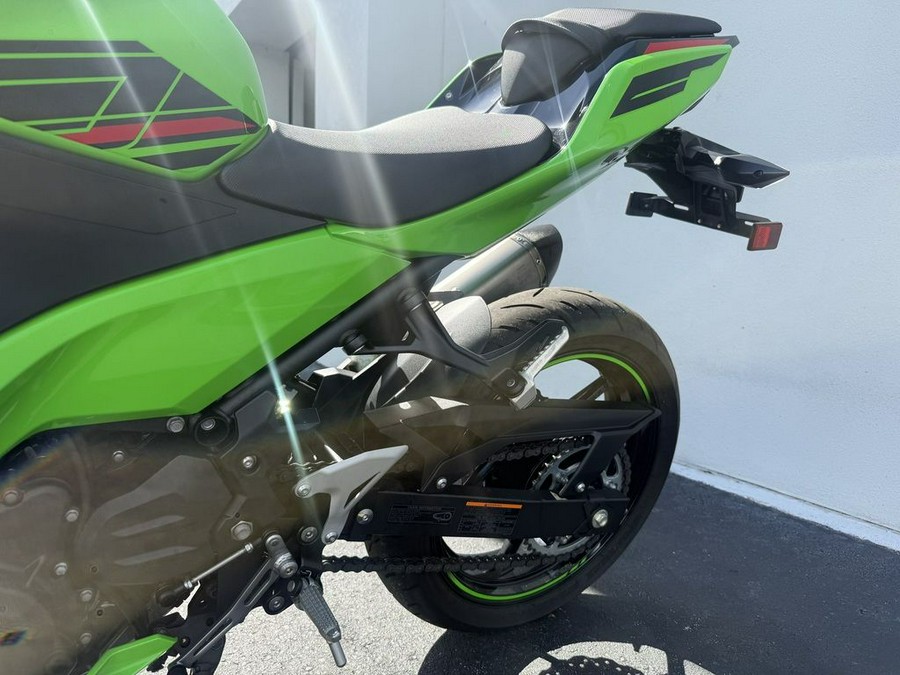 2023 Kawasaki Ninja 400 KRT Edition ABS