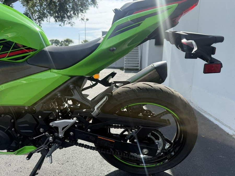 2023 Kawasaki Ninja 400 KRT Edition ABS
