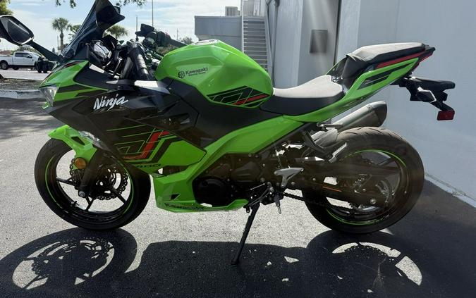 2023 Kawasaki Ninja 400 KRT Edition ABS