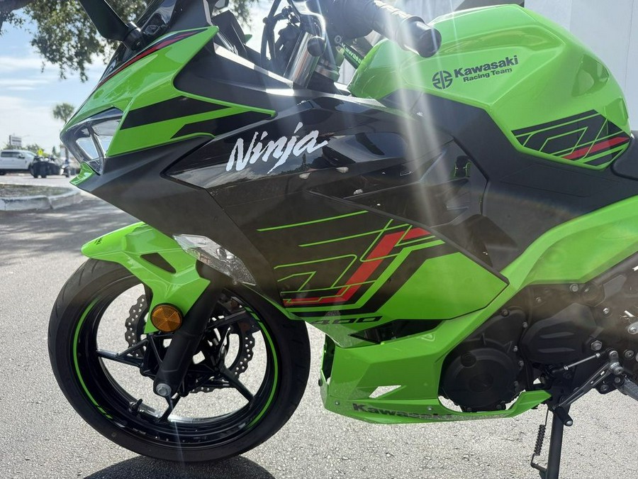 2023 Kawasaki Ninja 400 KRT Edition ABS