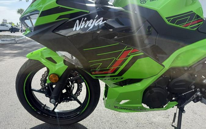 2023 Kawasaki Ninja 400 KRT Edition ABS