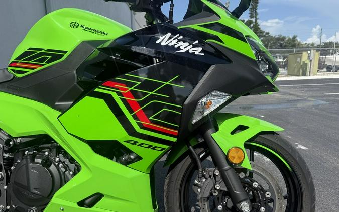 2023 Kawasaki Ninja 400 KRT Edition ABS