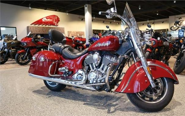 2017 Indian Motorcycle® Springfield™ Indian Motorcycle® Red