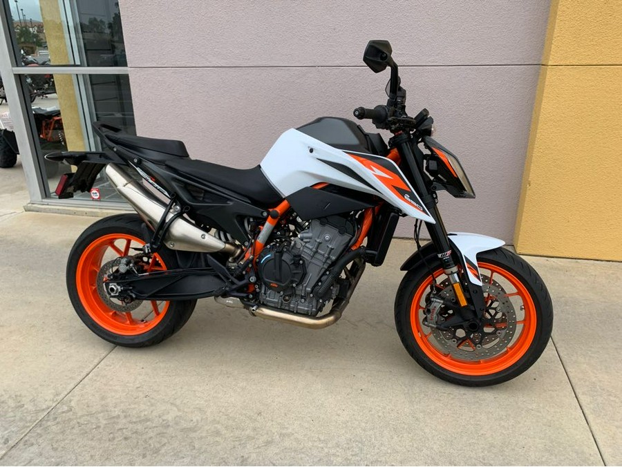 2021 KTM 890 DUKE R