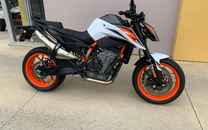 2021 KTM 890 DUKE R