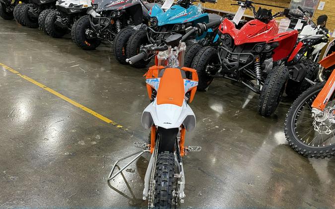 2024 KTM SX-E 3