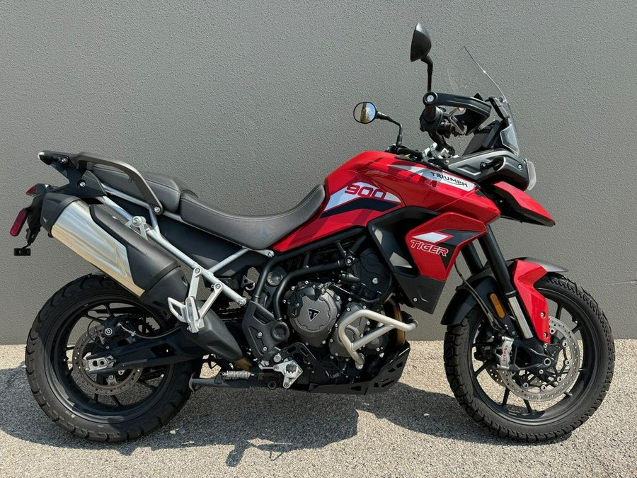 2021 Triumph Tiger 900 GT Korosi Red