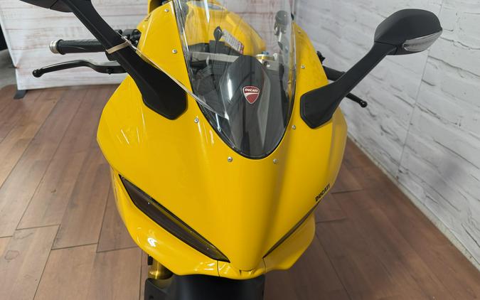 2026 Ducati PANIGALE V2S GIALLO