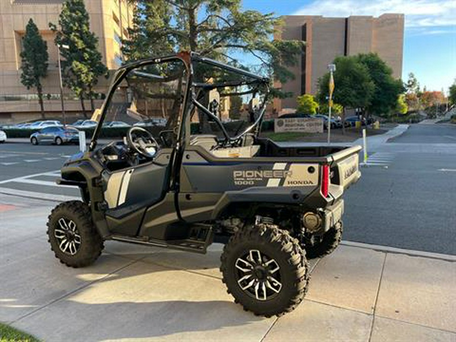 2023 Honda Pioneer 1000 Trail