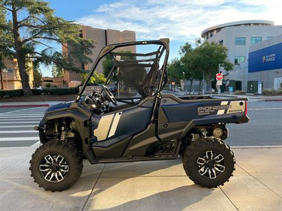 2023 Honda Pioneer 1000 Trail